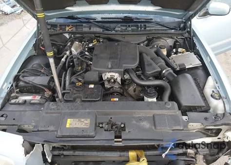 2010 Mercury Grand Marquis Ls (Fleet Only) из США, поврежденный, VIN 2MEBM7FV4AX633790